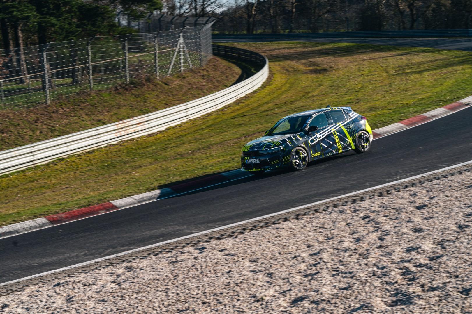 Born to Turn Heads: New Corsa GSE in Sporty Camouflage
